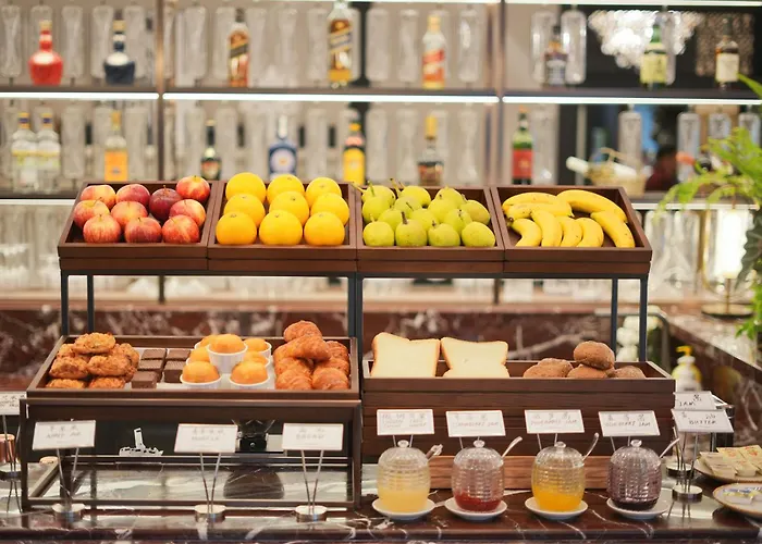 Сity center hotels Haig Court - Welcome Drink & Welcome Fruit